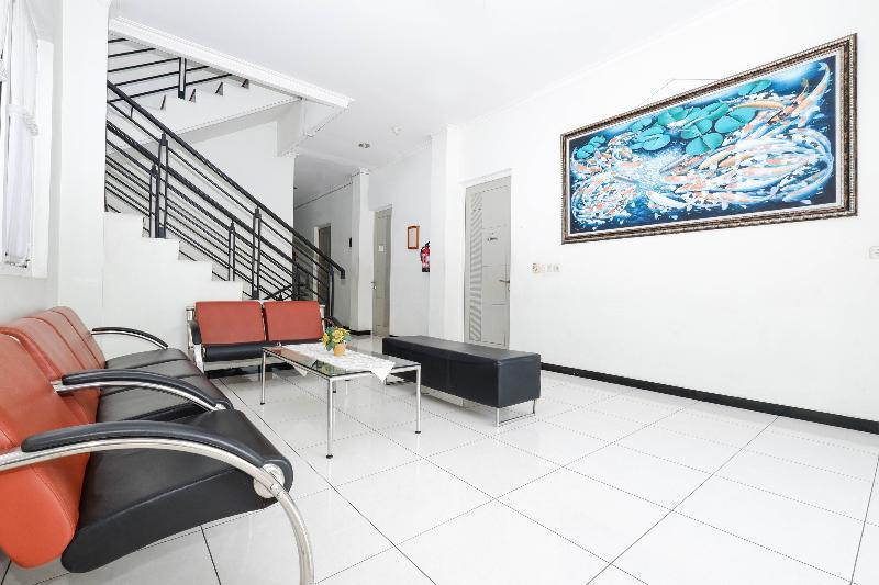 Hotel Arya Graha Semarang Extérieur photo