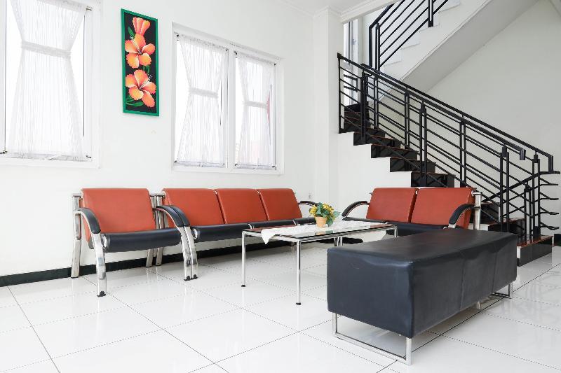 Hotel Arya Graha Semarang Extérieur photo