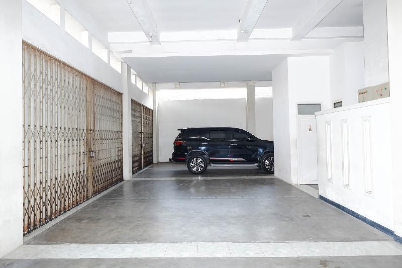 Hotel Arya Graha Semarang Extérieur photo