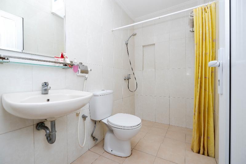 Hotel Arya Graha Semarang Extérieur photo