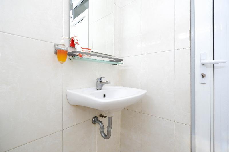 Hotel Arya Graha Semarang Extérieur photo